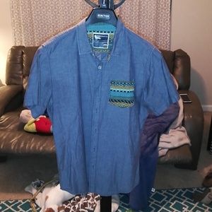 Short sleeved button down shirt w pocket